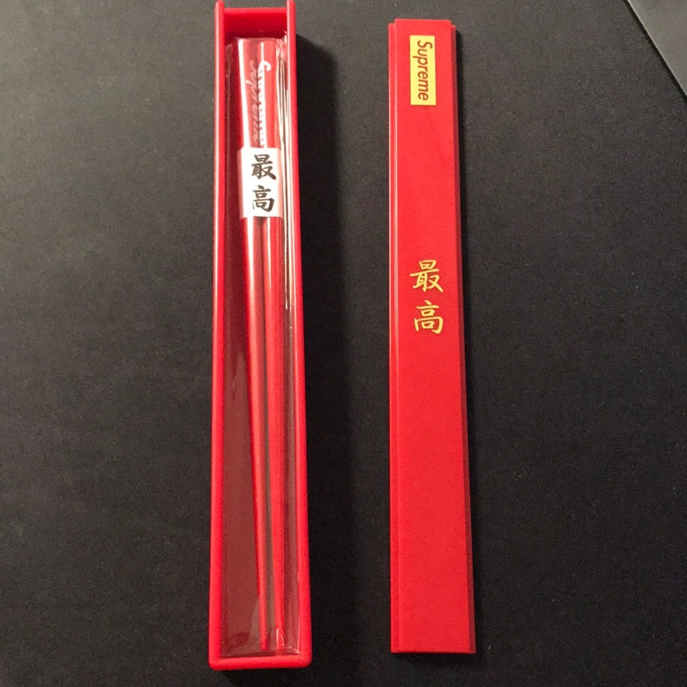 Supreme FW17 Chopsticks Set Red